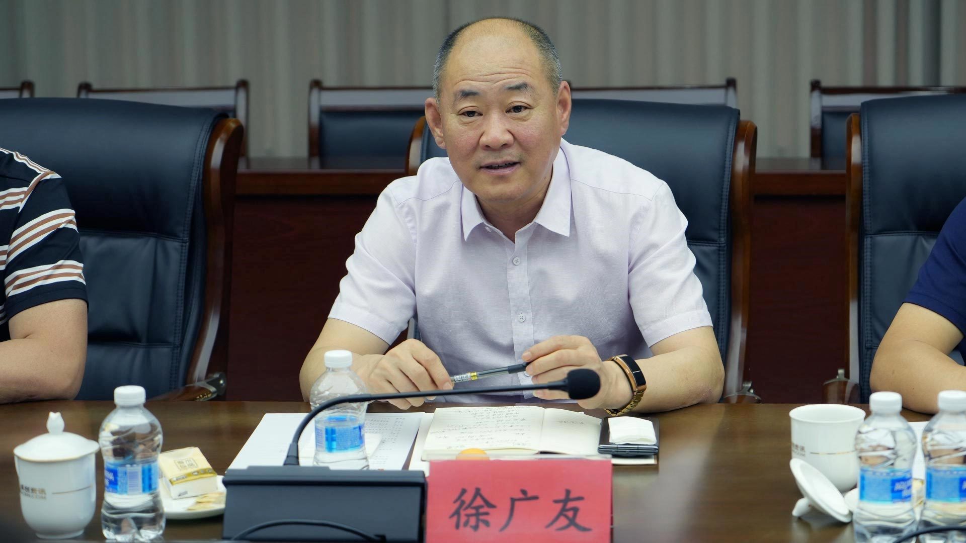 b9fa2d4e-40b3-4307-b837-0981a86efc8e.jpg b9fa2d4e-40b3-4307-b837-0981a86efc8e.jpg